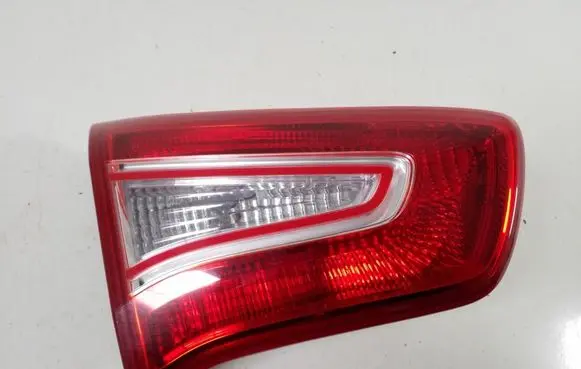 KIA Sportage Tailgate rear/tail lights