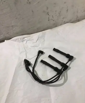 Audi A6 S6 C4 4A Ignition plug leads 1329975