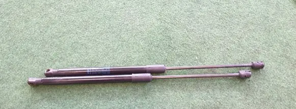 Audi A4 S4 B9 8W Tailgate/trunk strut/damper 8W9827552C