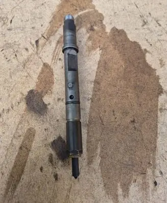 Audi A6 S6 C5 4B Fuel injector 059130201D