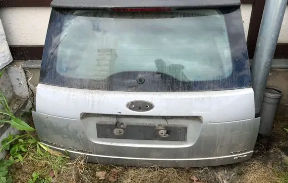 Ford Focus Tailgate/trunk/boot lid