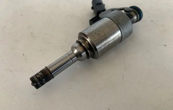 Fuel injector