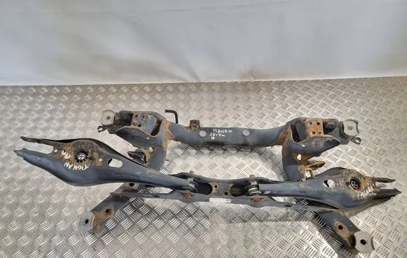 Volkswagen Tiguan Rear subframe 5Q0505235J 9GTM0BSQ07 MQB0000100BQ0