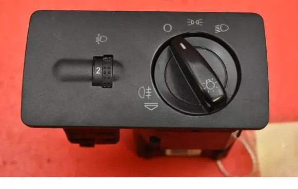 Skoda Fabia Mk2 (5J) Light switch 6Y1941531K