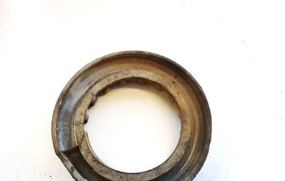 Volvo V50 Front coil spring rubber mount 3m515599bc 3m51-5599-bc