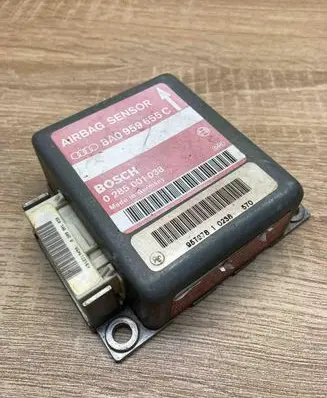 Audi A6 S6 C4 4A Airbag control unit/module 8A0959655C 0285001038