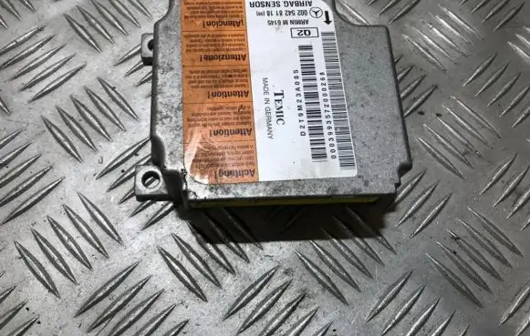 Mercedes-Benz ML W163 Airbag control unit/module 0025428118 d2t9m23a0s5