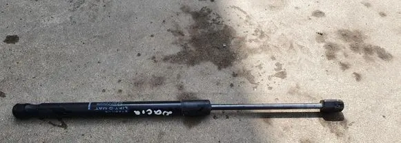 Dacia Duster Tailgate/trunk strut/damper 904520004R