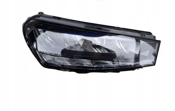Skoda Fabia Mk4 (6VA) Headlight/headlamp
