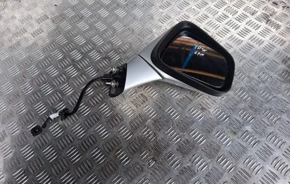 Chevrolet Trax Front door electric wing mirror