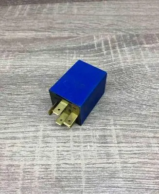 Opel Astra F Other relay 90240092 38310