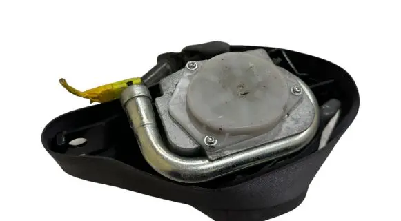 Hyundai Tucson JM Front seatbelt 888102E300 TKAE6EZ004