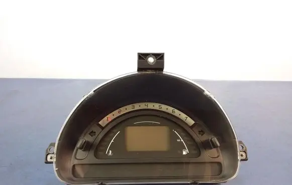 Citroen C3 Speedometer (instrument cluster) 21675597-1