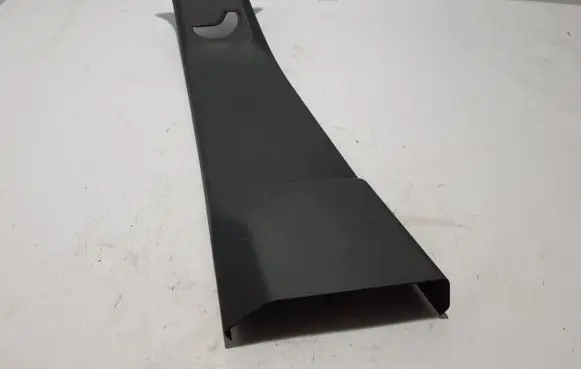 Citroen C4 III e-C4 (B) pillar trim (top) 98334468ZD