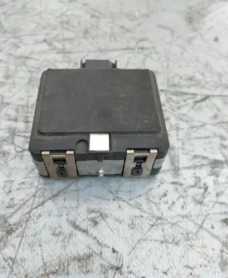 Volkswagen Golf VII Distronic sensor radar 5Q0907561D 0203300238