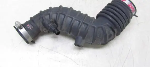 Nissan Juke I F15 Air intake hose/pipe