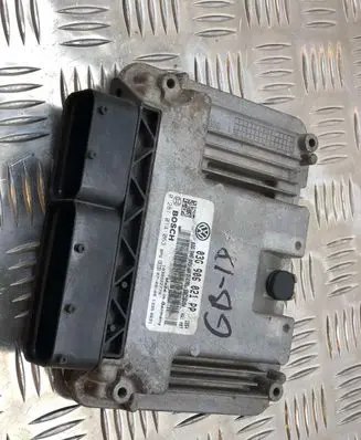 Volkswagen Jetta V Engine control unit/module ECU 03G906021PP 0281014063
