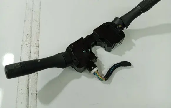 Renault Fluence Wiper turn signal indicator stalk/switch 255670040R