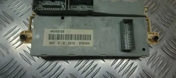 Alfa Romeo GT Fuse box cover 46558758
