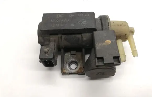 Nissan Qashqai Turbo solenoid valve 8200790180
