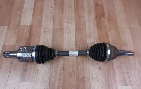 KIA Ceed Front driveshaft 49500CR000