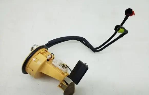 Toyota Corolla Verso AR10 Fuel level sensor 770100F010