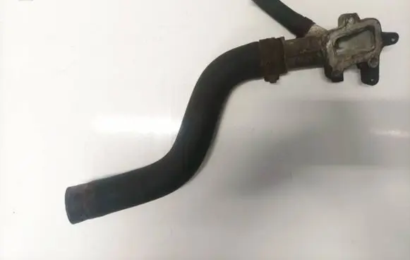 Honda CR-V Engine coolant pipe/hose