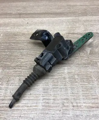 Audi A6 S6 C5 4B Headlight/headlamp level sensor 4B0973712A
