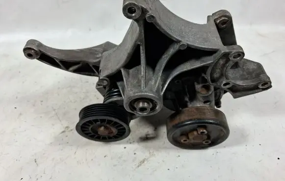 Audi A6 S6 C5 4B Generator/alternator bracket 028903143AF