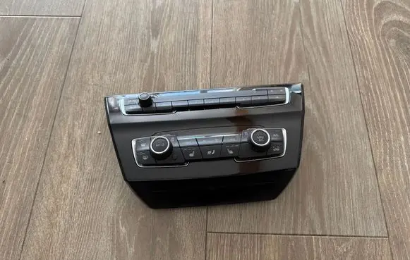 BMW X1 F48 F49 Other devices 9371457 9461405