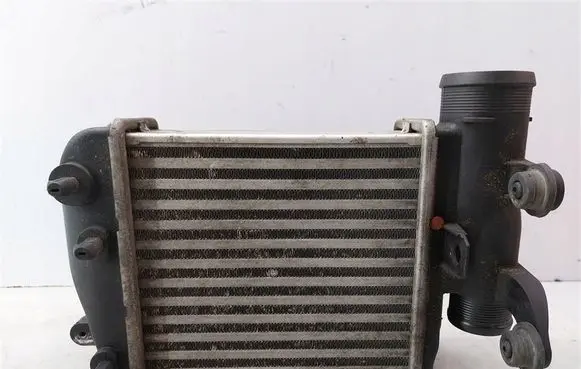 Audi A6 S6 C6 4F Intercooler radiator 