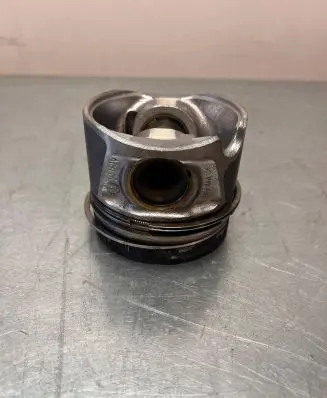 Volkswagen Crafter Piston 53R2