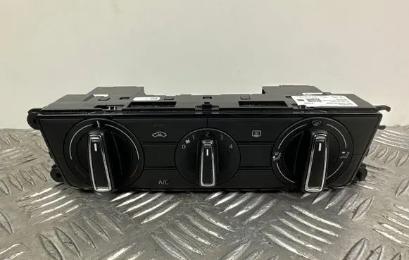 Seat Arona Climate control unit 6F1820045F