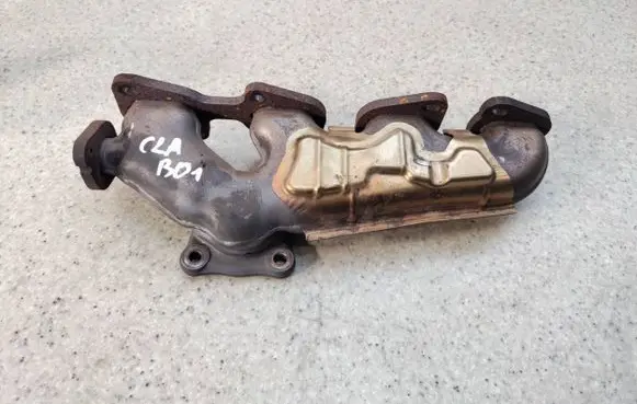 Mercedes-Benz CLA C117 X117 W117 Exhaust manifold