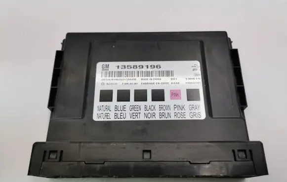 Chevrolet Trax Comfort/convenience module 13589196 F00HJ01081