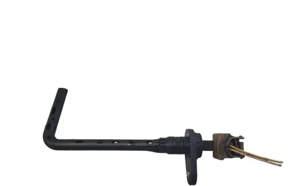 Nissan Qashqai Oil level sensor 