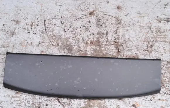 Mazda CX-30 Tailgate trim DFR568930