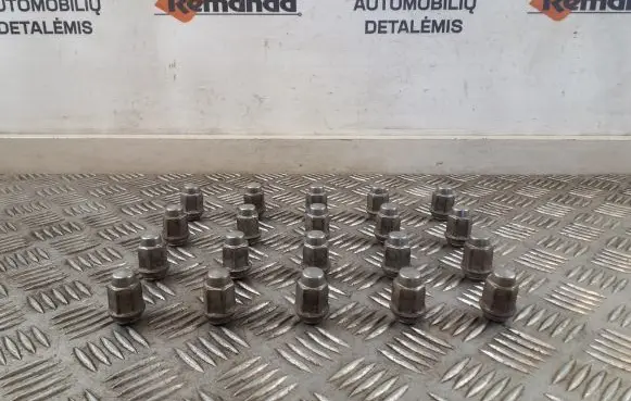 Chevrolet Cruze Nuts/bolts 