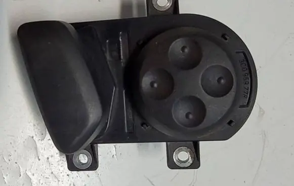 Volkswagen PASSAT B7 Seat control switch 3C0959778