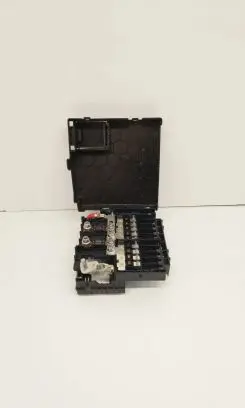 Land Rover Evoque II Battery relay fuse K8D214N073AB
