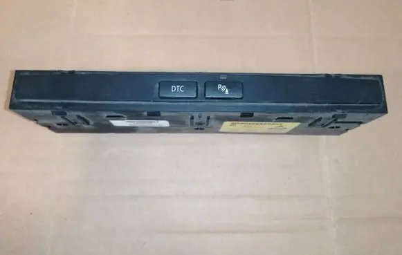 BMW 5 E60 E61 Parking (PDC) sensor switch 6952477