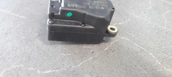 Volvo S80 A/C air flow flap actuator/motor 74933G