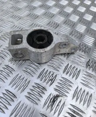 Volkswagen Golf VI Front control arm 1K0199231