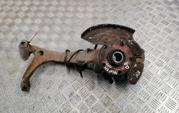 Volkswagen PASSAT B5.5 Front wheel hub