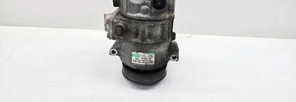 Volkswagen Golf V Air conditioning (A/C) compressor (pump) 1K0820803S 010913046B4 R134A680P