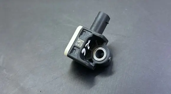 Audi A7 S7 4G Airbag deployment crash/impact sensor 4H0959643