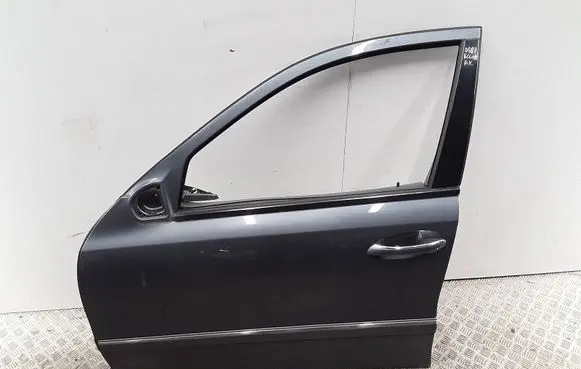 Mercedes-Benz E W211 Front door 