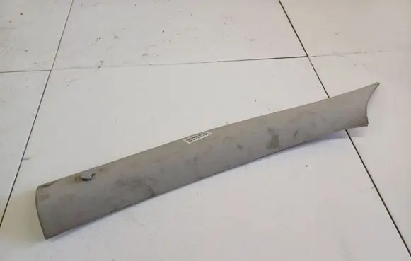 Skoda Octavia Mk2 (1Z) (C) pillar trim 1Z0867457N