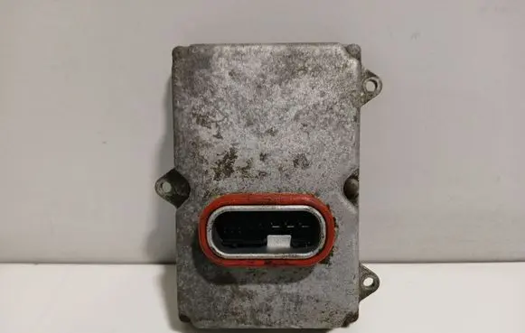 Mercedes-Benz E W211 Headlight ballast module Xenon A0028202426
