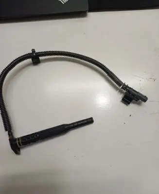 Volvo XC90 Oil level sensor 31478111